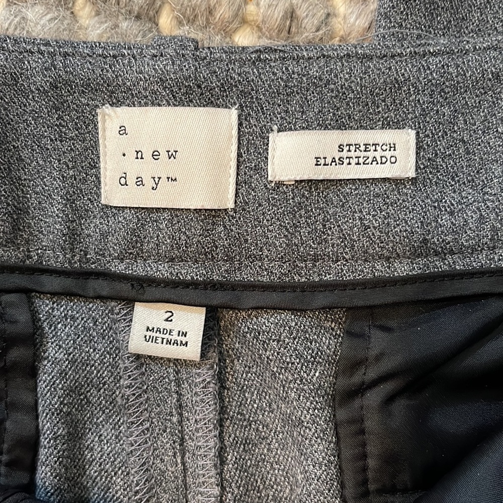 Gray Cropped Slacks - Picture 4 of 4